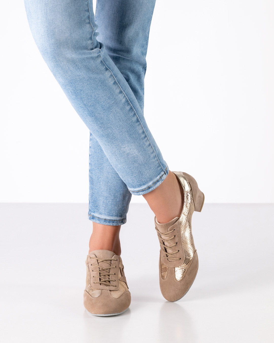 Ariana, chaussures d'entraînement "Werner Kern" – Image 3
